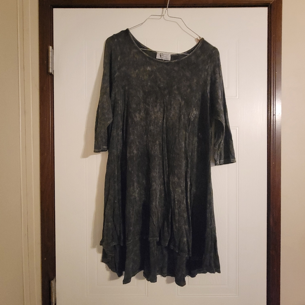 Black high low tunic top